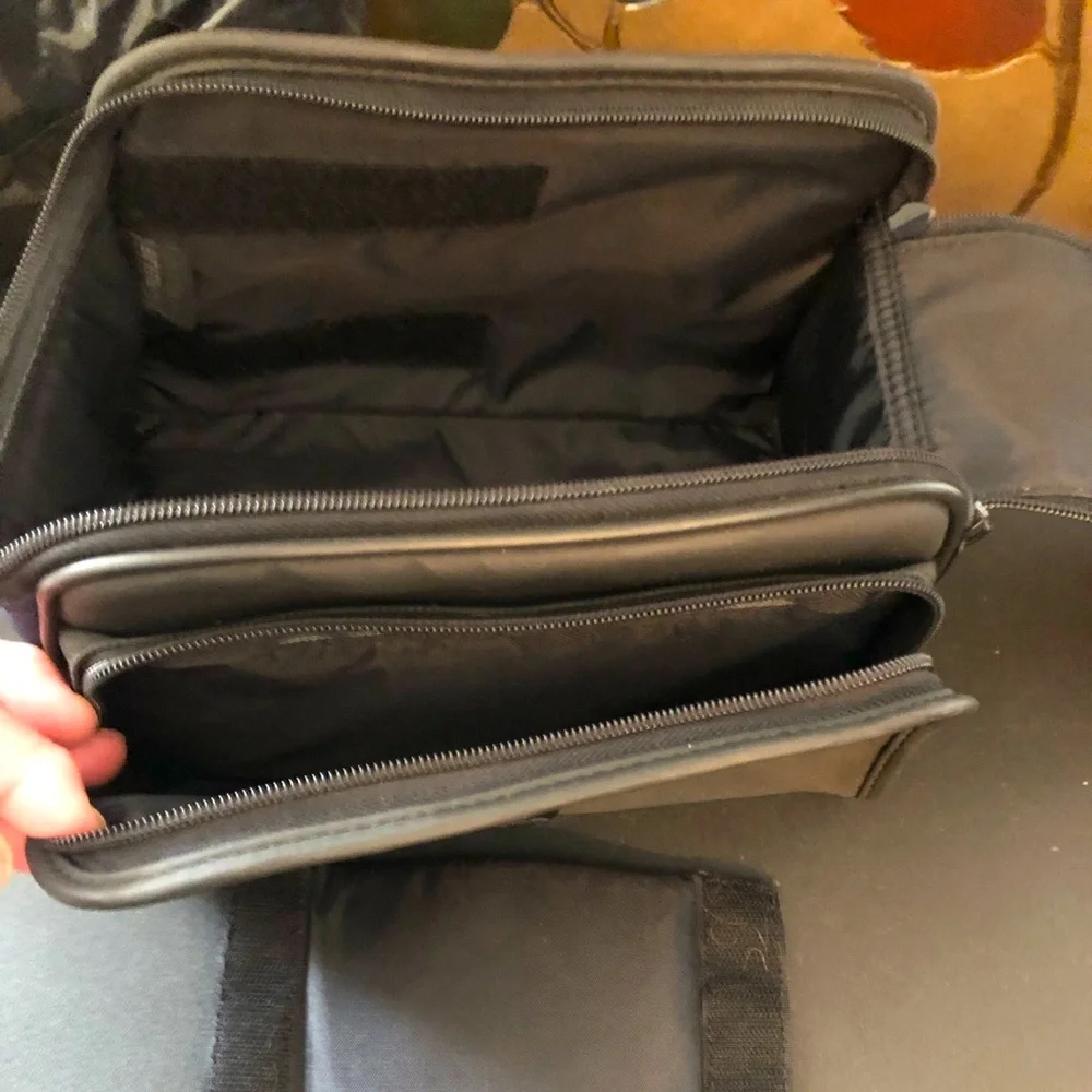 TARGUS CAMARA BAG - 35mm, Digital, Lenses etc.